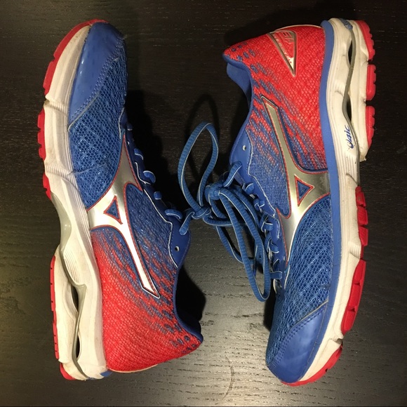 Mizuno Shoes - Mizuno Wave Rider 19 Sneakers